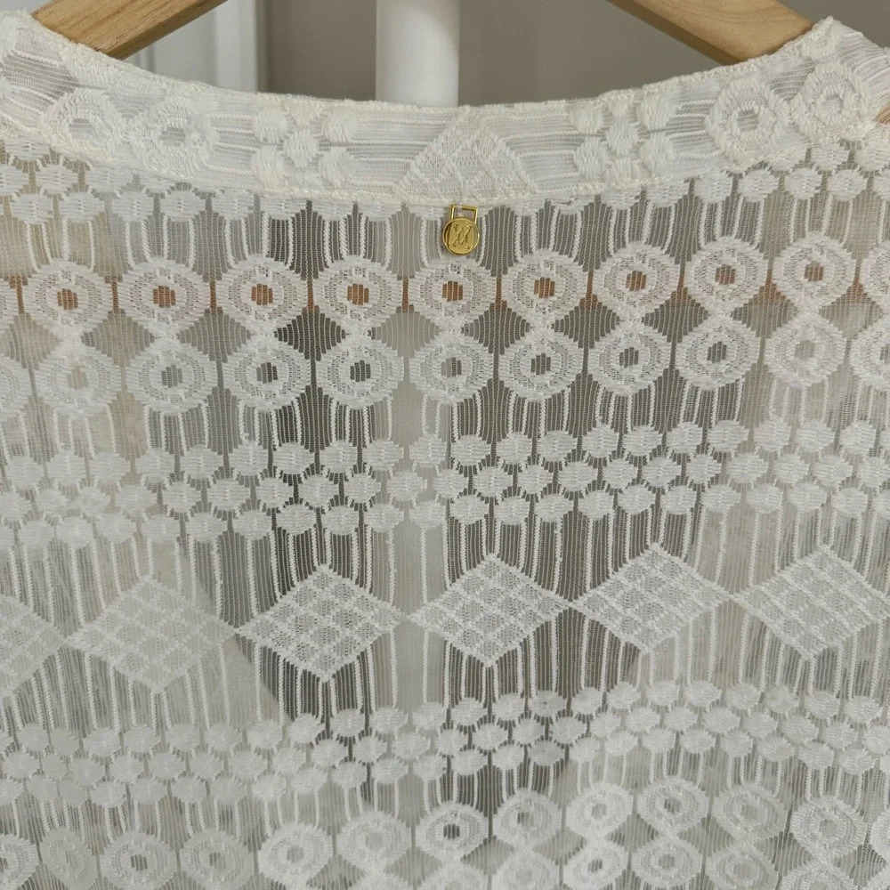 Amiana White Lace Tunic - Picture 7 of 7